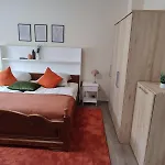 Haus Milaneva 게스트하우스 클로텐