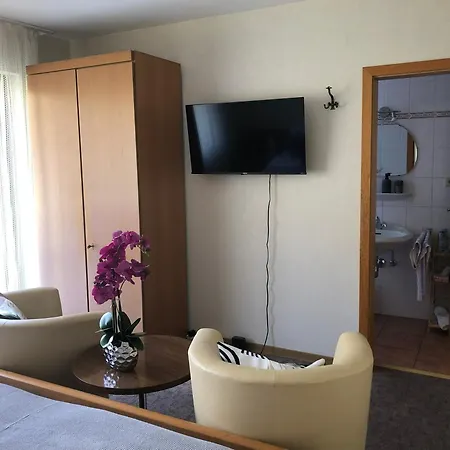 Pensjonat Haus Milaneva