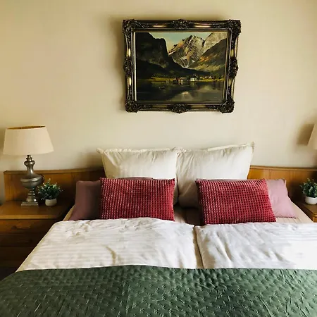 Haus Milaneva 3* Klotten