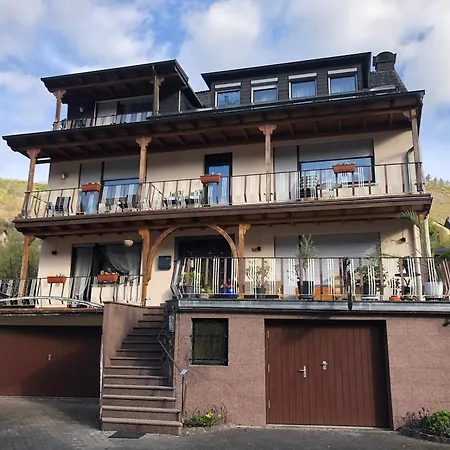 Haus Milaneva Pensjonat 3*