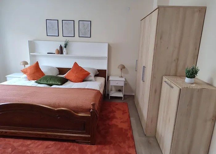 Haus Milaneva Konukevi Klotten