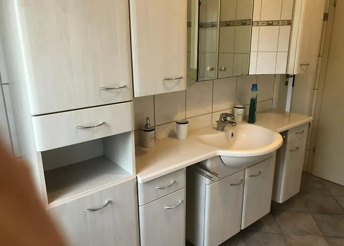 Haus Milaneva Konukevi Klotten