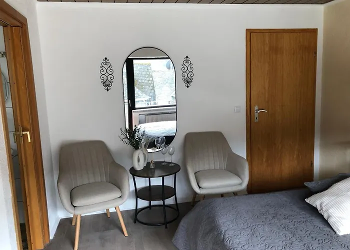 Konukevi Haus Milaneva Klotten